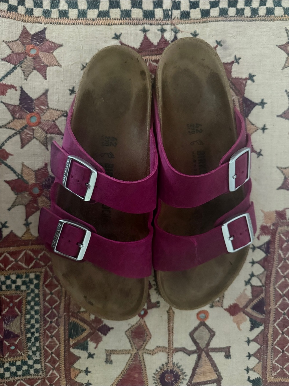 Fuchsia Birkenstock Arizona Sandals size 11 (42)